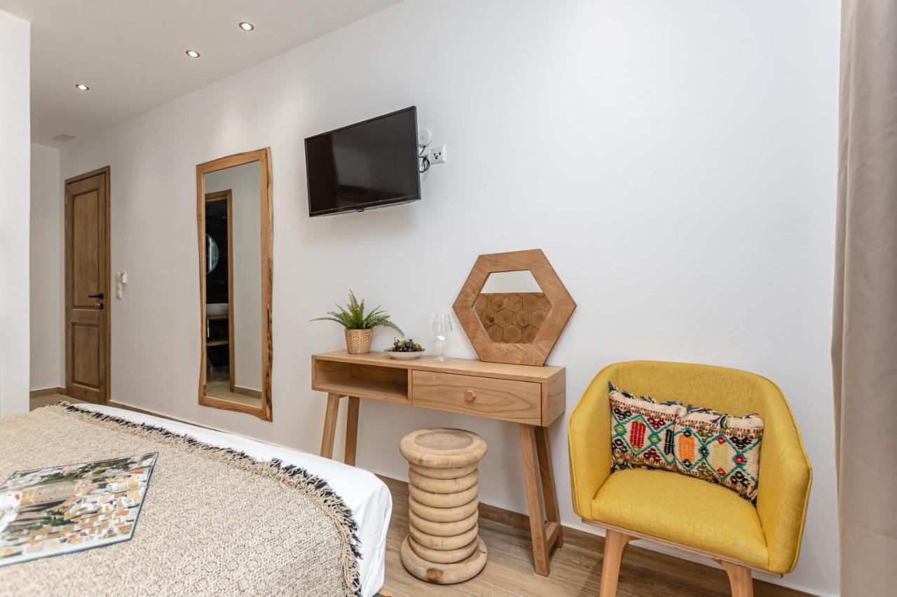 Galazia Boutique Apartments Naxos City Exteriör bild