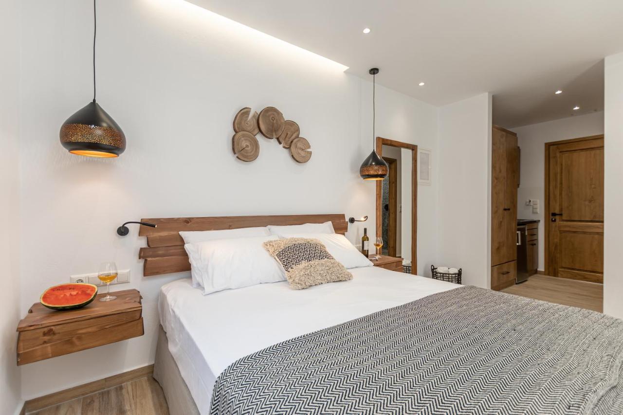 Galazia Boutique Apartments Naxos City Exteriör bild